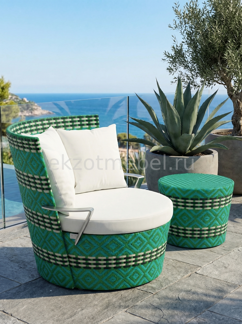 Мебель для дачи из искусственного ротанга Испания